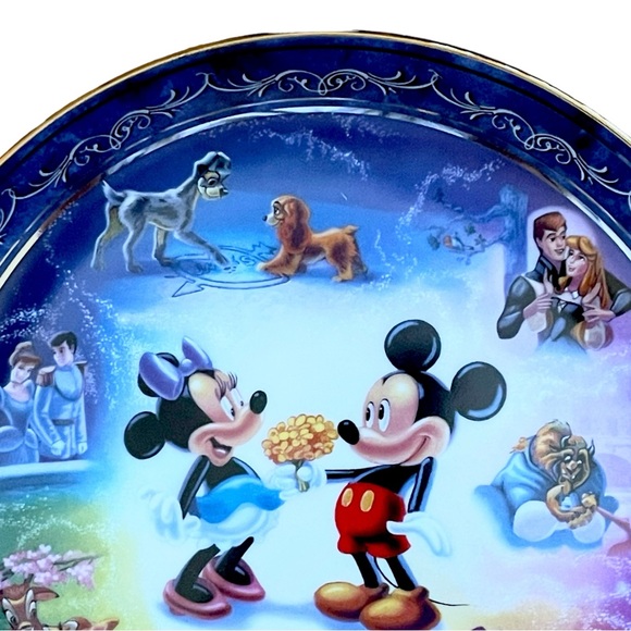 Bradford Exchange Magical Disney Moments Falling In Love Collector's Plate 3025A - Picture 4 of 9